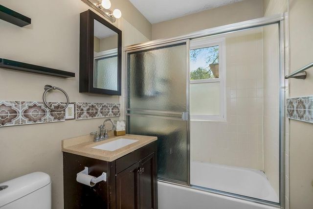 3405 S Arlington Avenue, Independence, MO 64052