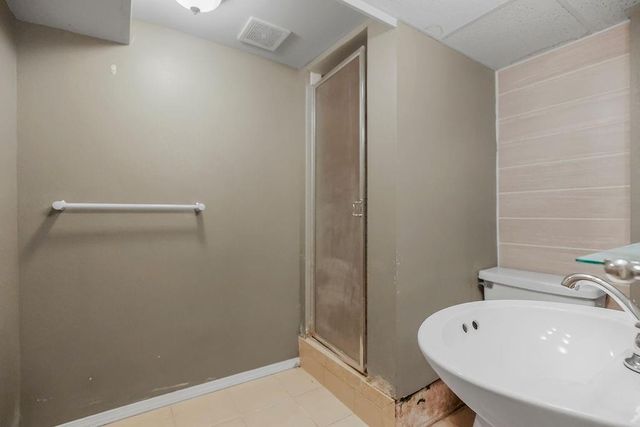 3405 S Arlington Avenue, Independence, MO 64052