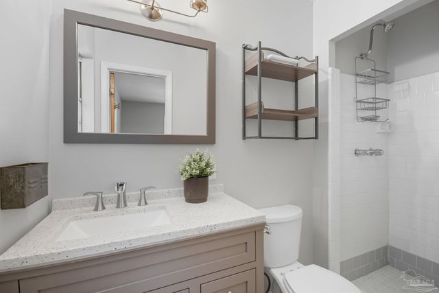 6190 Arbutus Dr, Pensacola, FL 32504