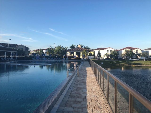 17105 SW 96th St Studio, Miami, FL 33196