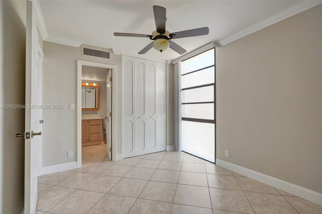 20400 W Country Club Dr 812, Aventura, FL 33180