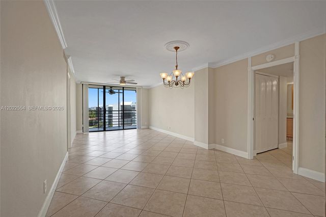 20400 W Country Club Dr 812, Aventura, FL 33180