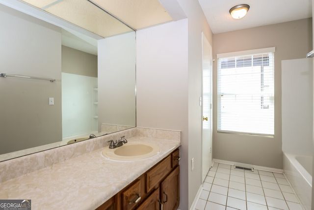 1200 Woodstream Drive, Lawrenceville, GA 30044