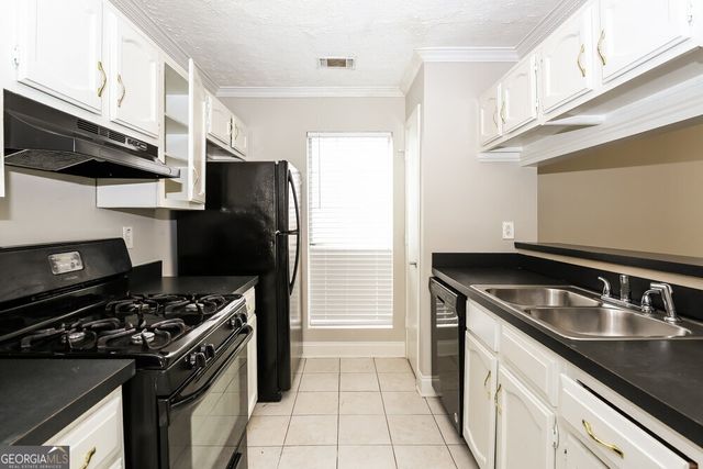 1200 Woodstream Drive, Lawrenceville, GA 30044