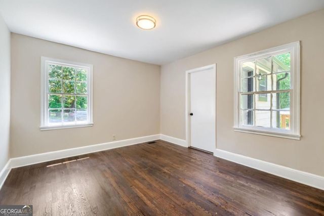 396 Forrest Ridge Drive NW, Atlanta, GA 30318