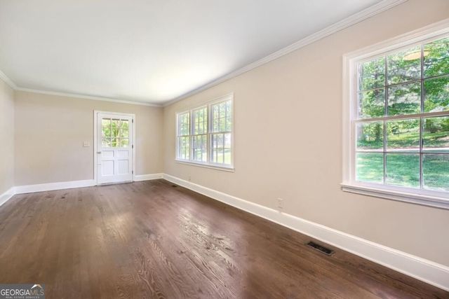 396 Forrest Ridge Drive NW, Atlanta, GA 30318