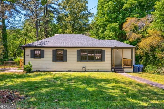 396 Forrest Ridge Drive NW, Atlanta, GA 30318