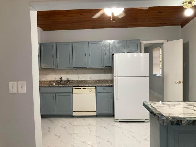 3630 SW 46th Avenue, West Park, FL 33023