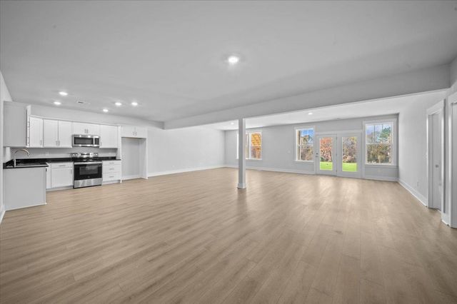 528 Winstone Trail, Woodruff, SC 29388