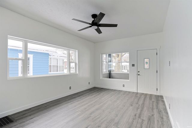 1118 N Brookfield Street, South Bend, IN 46628