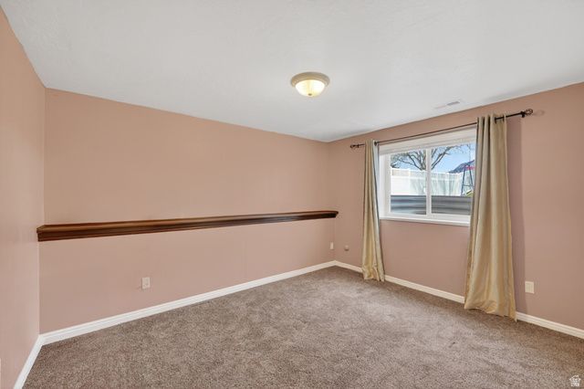 684 E 2900 N, North Ogden, UT 84414