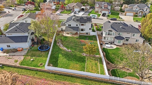 684 E 2900 N, North Ogden, UT 84414