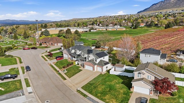 684 E 2900 N, North Ogden, UT 84414