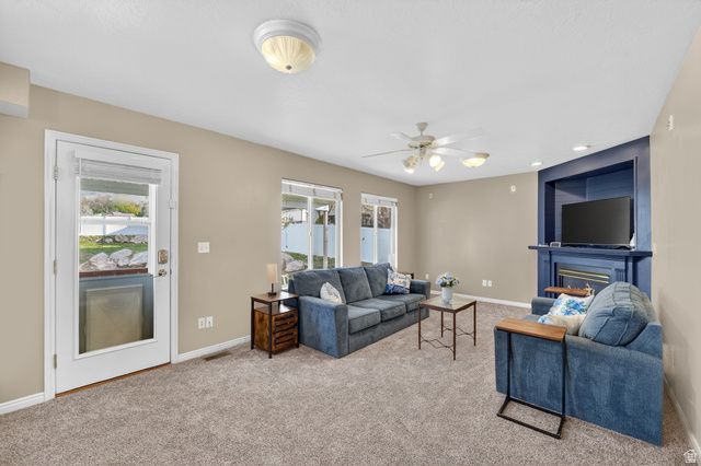 684 E 2900 N, North Ogden, UT 84414