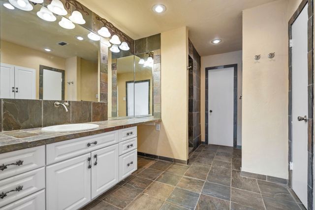 9610 Glenacre, Dallas, TX 75243
