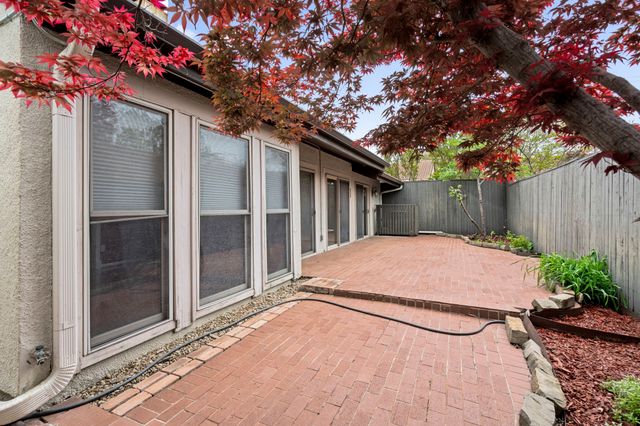 9610 Glenacre, Dallas, TX 75243