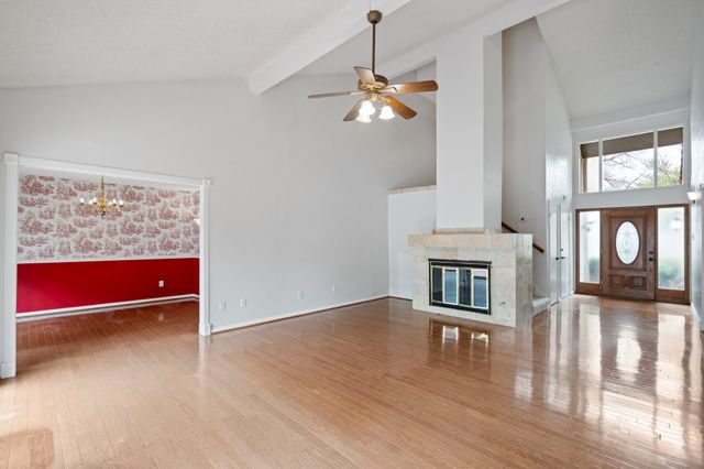 9610 Glenacre, Dallas, TX 75243