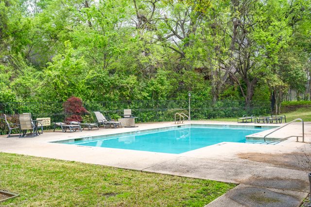 9610 Glenacre, Dallas, TX 75243