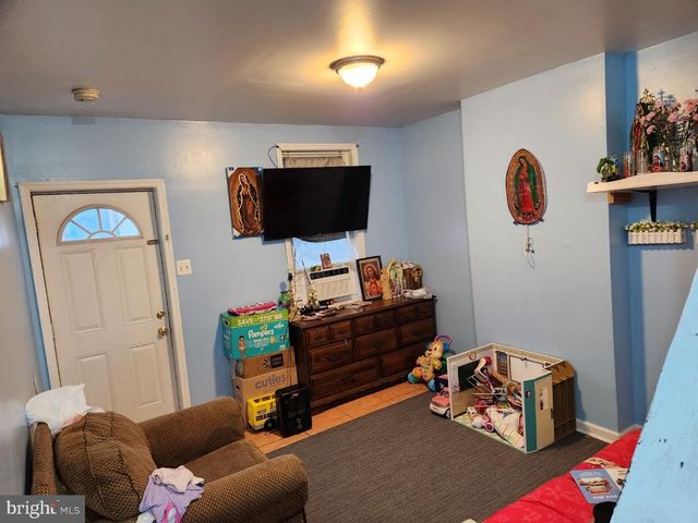 521 NORRIS ST, Norristown, PA 19401