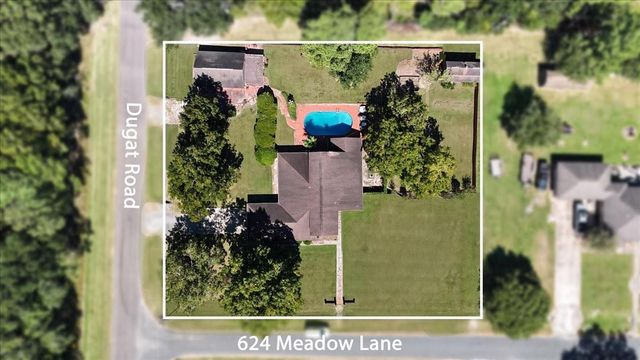 642 Meadow Lane, Winnie, TX 77665
