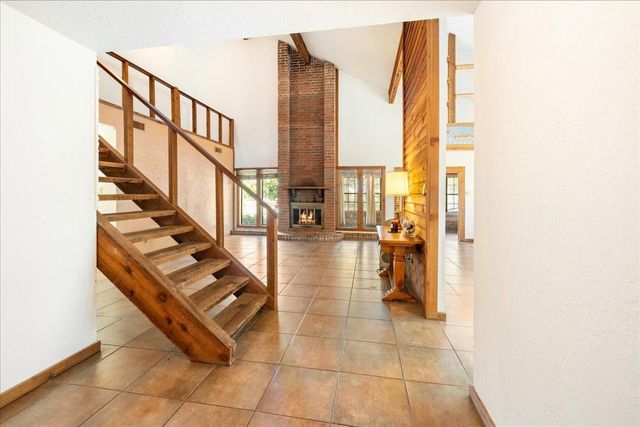 642 Meadow Lane, Winnie, TX 77665