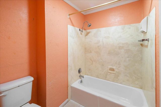 642 Meadow Lane, Winnie, TX 77665