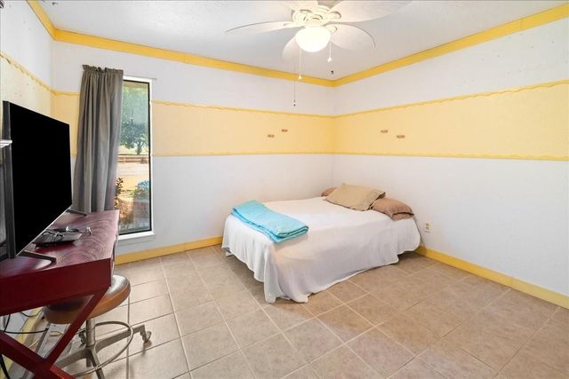 642 Meadow Lane, Winnie, TX 77665