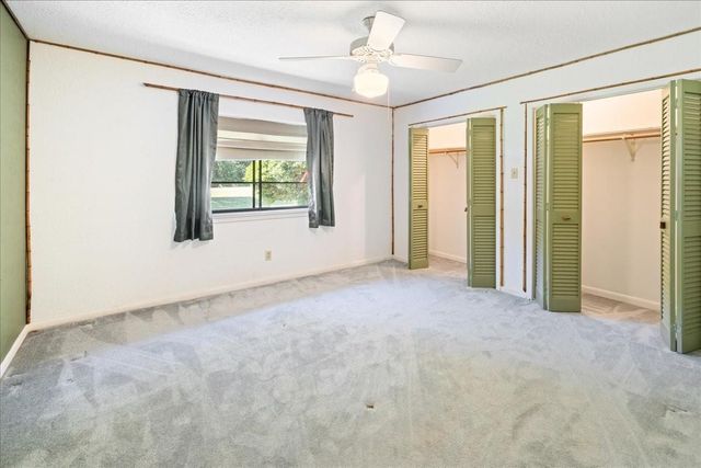 642 Meadow Lane, Winnie, TX 77665