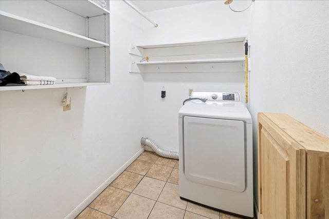 642 Meadow Lane, Winnie, TX 77665