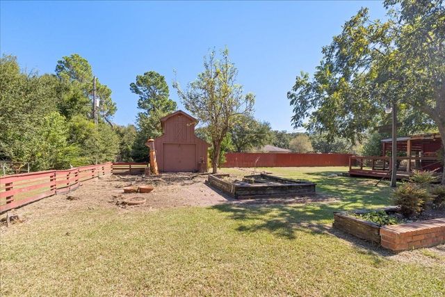 642 Meadow Lane, Winnie, TX 77665