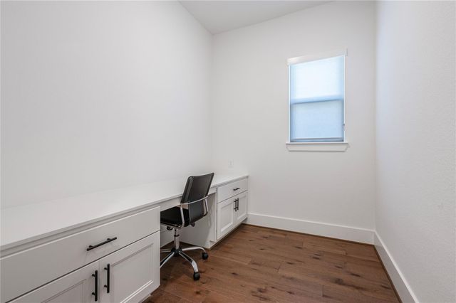 2010 Southern Landings Drive, Manvel, TX 77583