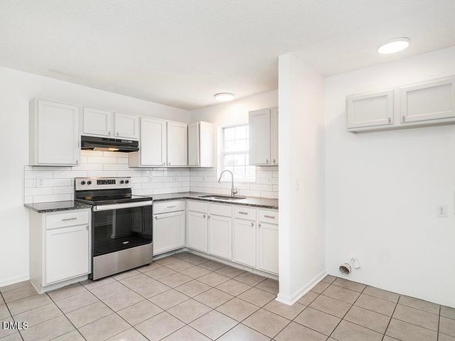 525 Texas Avenue, Burlington, NC 27217