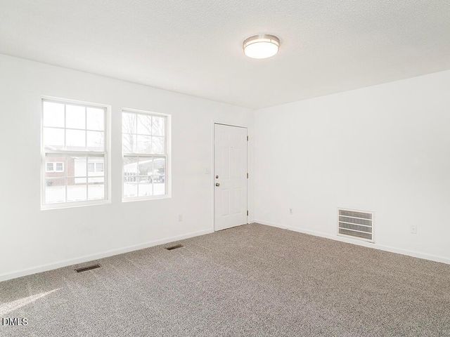 525 Texas Avenue, Burlington, NC 27217