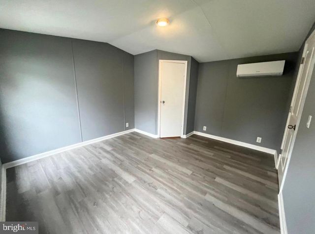 20 MAPLEWOOD DR, Coatesville, PA 19320