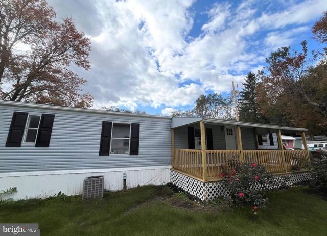 20 MAPLEWOOD DR, Coatesville, PA 19320