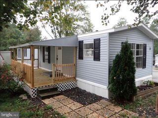 20 MAPLEWOOD DR, Coatesville, PA 19320