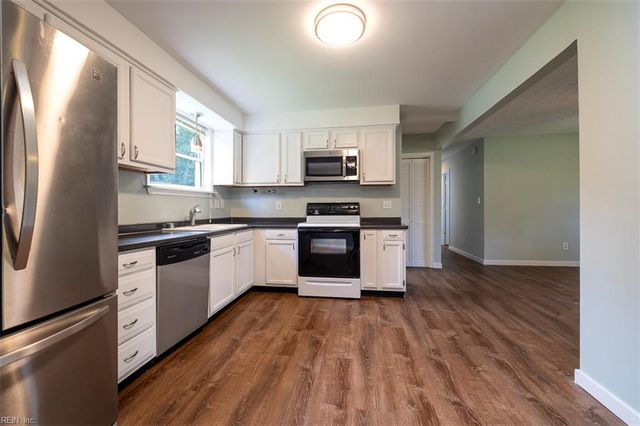 1104 Washington DR, Chesapeake, VA 23322