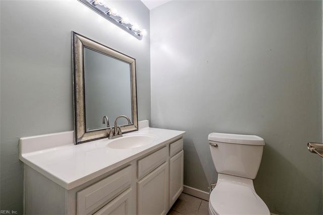 1104 Washington DR, Chesapeake, VA 23322