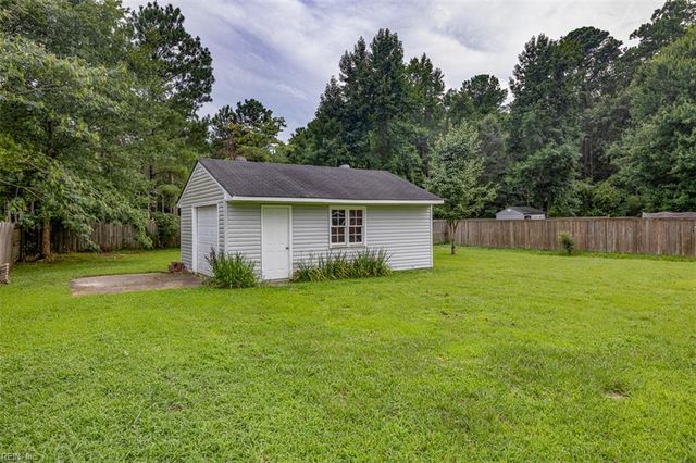 1104 Washington DR, Chesapeake, VA 23322