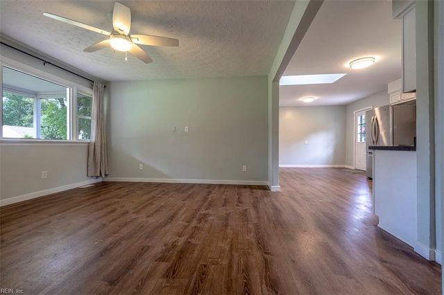 1104 Washington DR, Chesapeake, VA 23322
