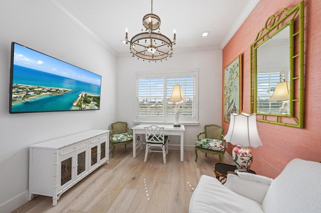 1115 Orinoco Way, Palm Beach Gardens, FL 33410