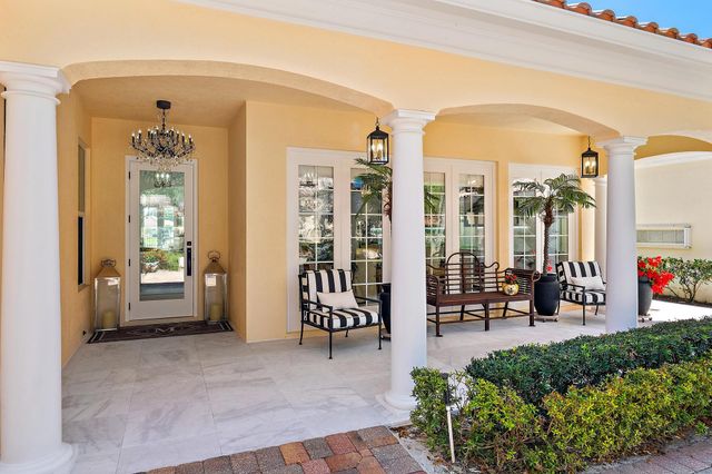 1115 Orinoco Way, Palm Beach Gardens, FL 33410