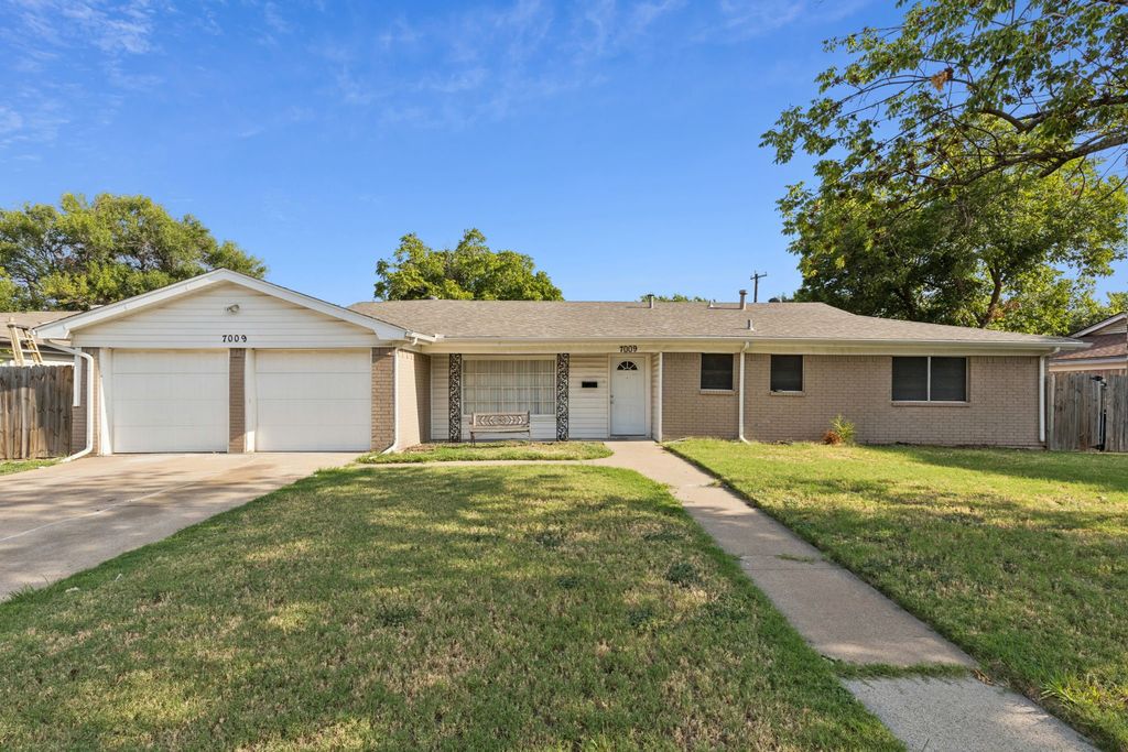 7009 Corona Drive, North Richland Hills, TX 76180 — exterior