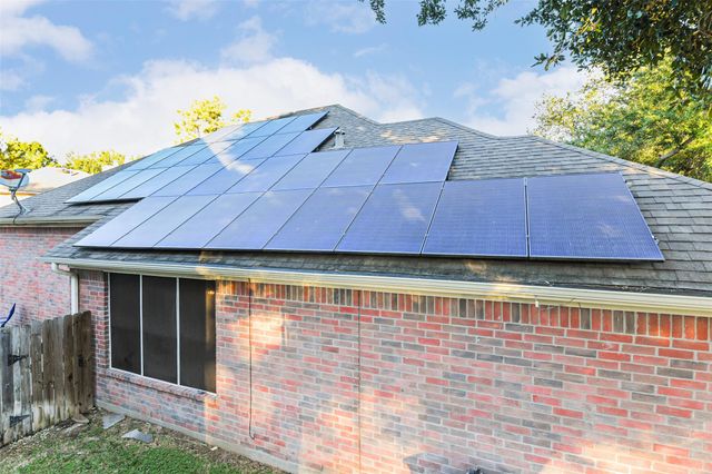 18422 Cobblestone Drive, Cypress, TX 77429