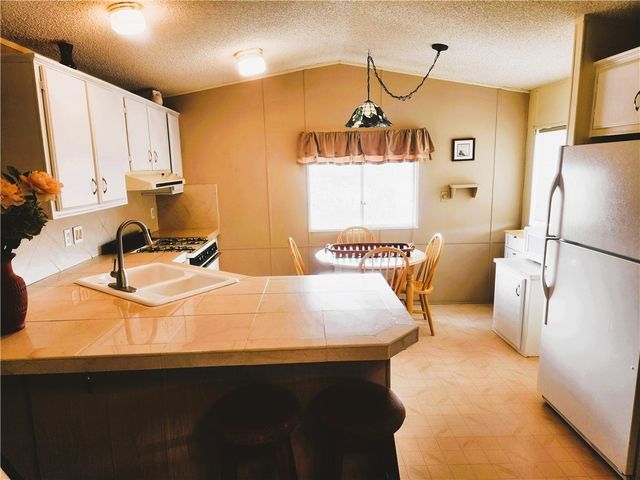 295,335,315 E Kolb Drive, Meadview, AZ 86444