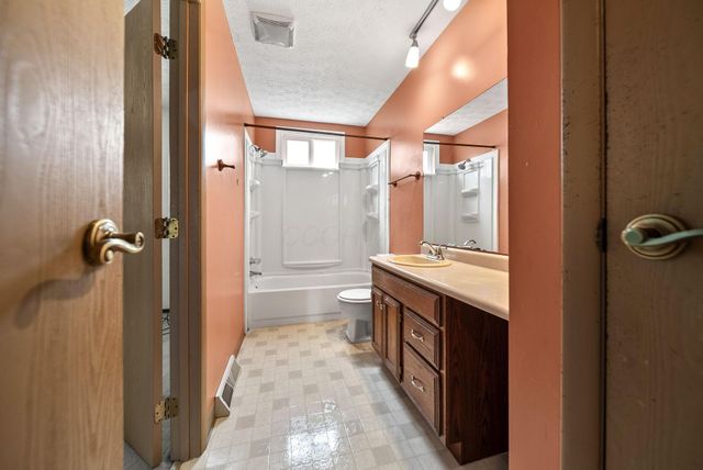 655 Blarney Stone Court, Galloway, OH 43119