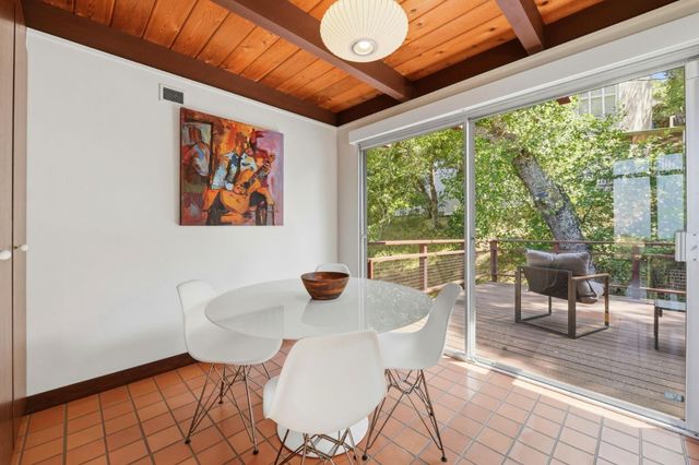410 Conil Way, Portola Valley, CA 94028
