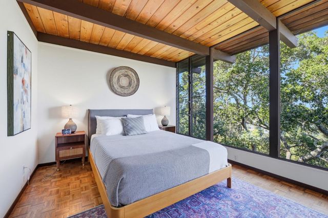 410 Conil Way, Portola Valley, CA 94028