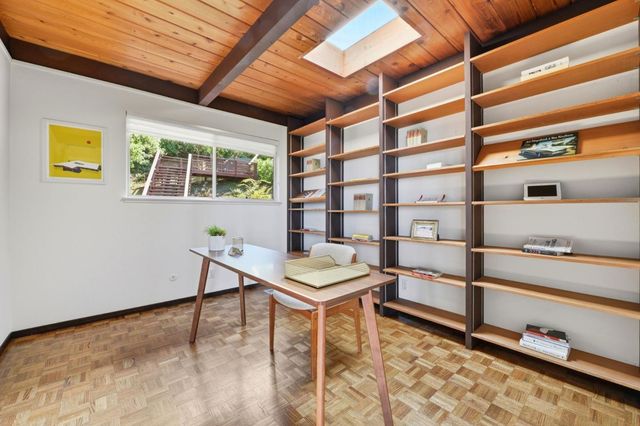 410 Conil Way, Portola Valley, CA 94028