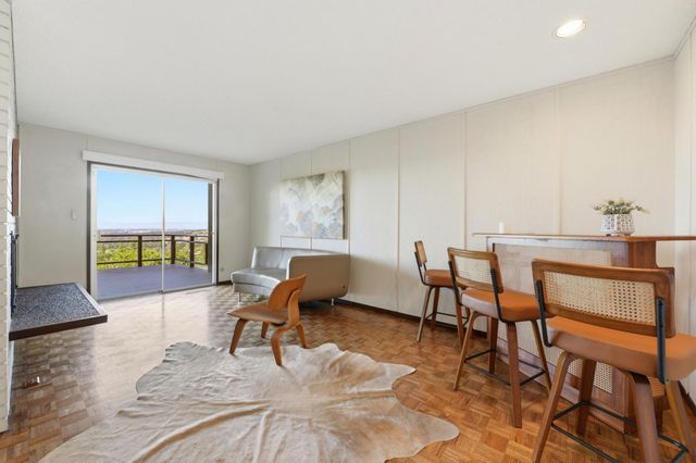 410 Conil Way, Portola Valley, CA 94028